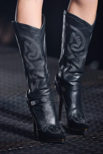 Look 37